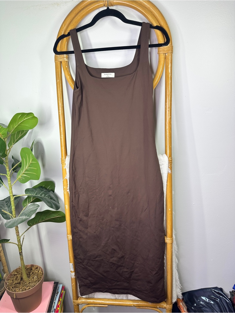 Aritzia Wilfred Brown Bodycon Dress sz M